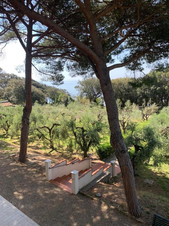 San Giuseppe Casa Per Ferie Hotel Quercianella Bagian luar foto