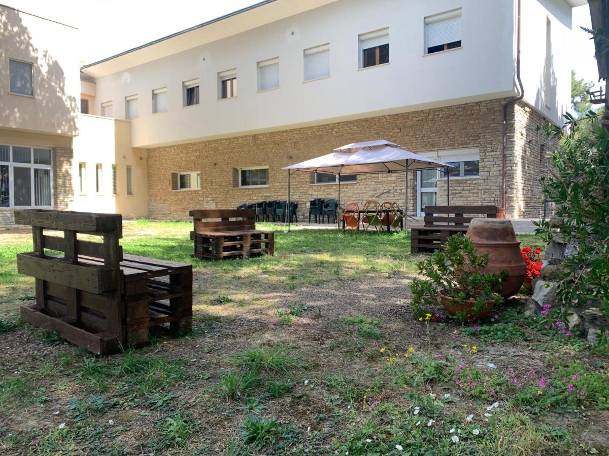 San Giuseppe Casa Per Ferie Hotel Quercianella Bagian luar foto