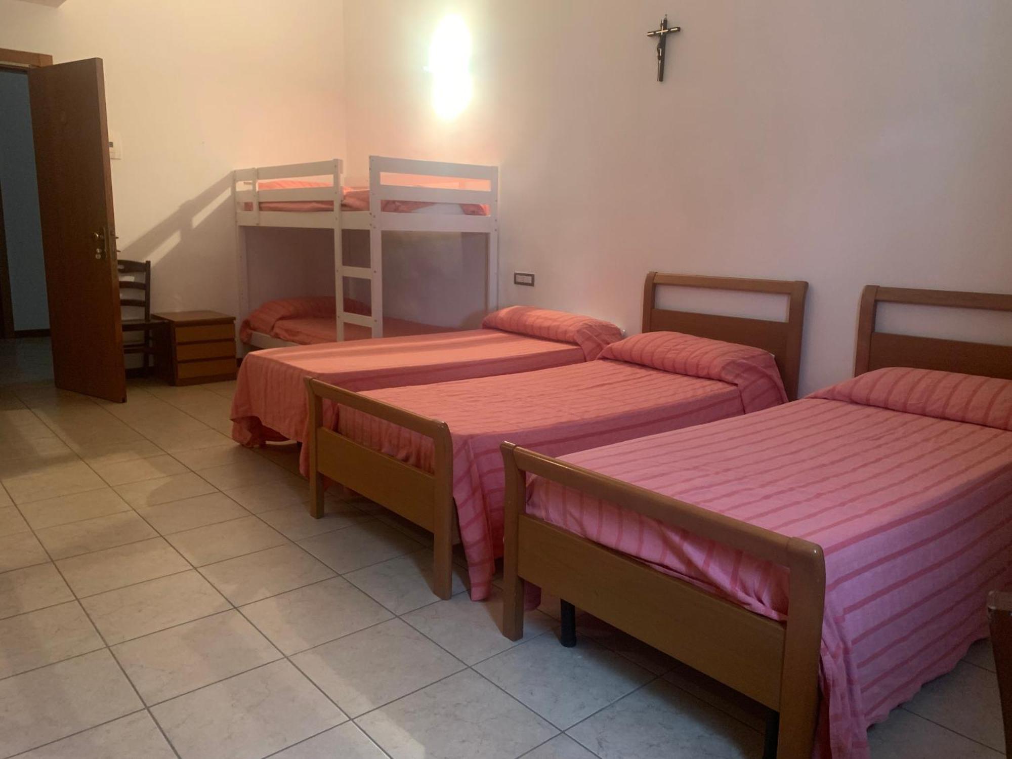 San Giuseppe Casa Per Ferie Hotel Quercianella Ruang foto